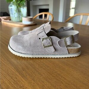 Genuine Leather Grey Clogs